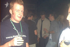 2001-10-27_nightfever_saalhausen_12