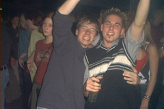 2001-10-27_nightfever_saalhausen_43