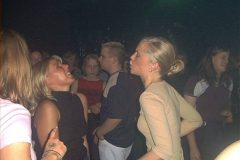 2001-10-27_nightfever_saalhausen_53