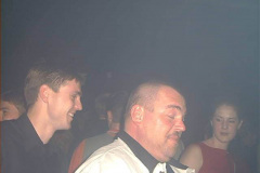 2001-10-27_nightfever_saalhausen_6