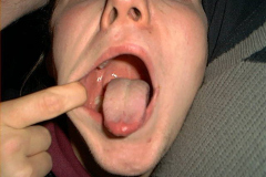 2001-12-08_geb_tina_33