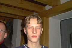 2001-12-08_geb_tina_4