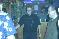 2001-12-08_weihnachtsfeier_jugendtreff_langenei_9