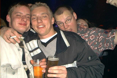 2001-12-15_oberstufenfete_gymsl_altenhundem_49