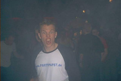 2003-03-22_party_5_langenei_191