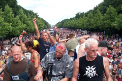 2003-07-12_loveparade_berlin_20
